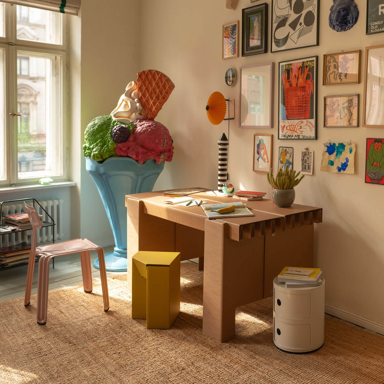ROOM IN A BOX - tables and desks made of cardboard