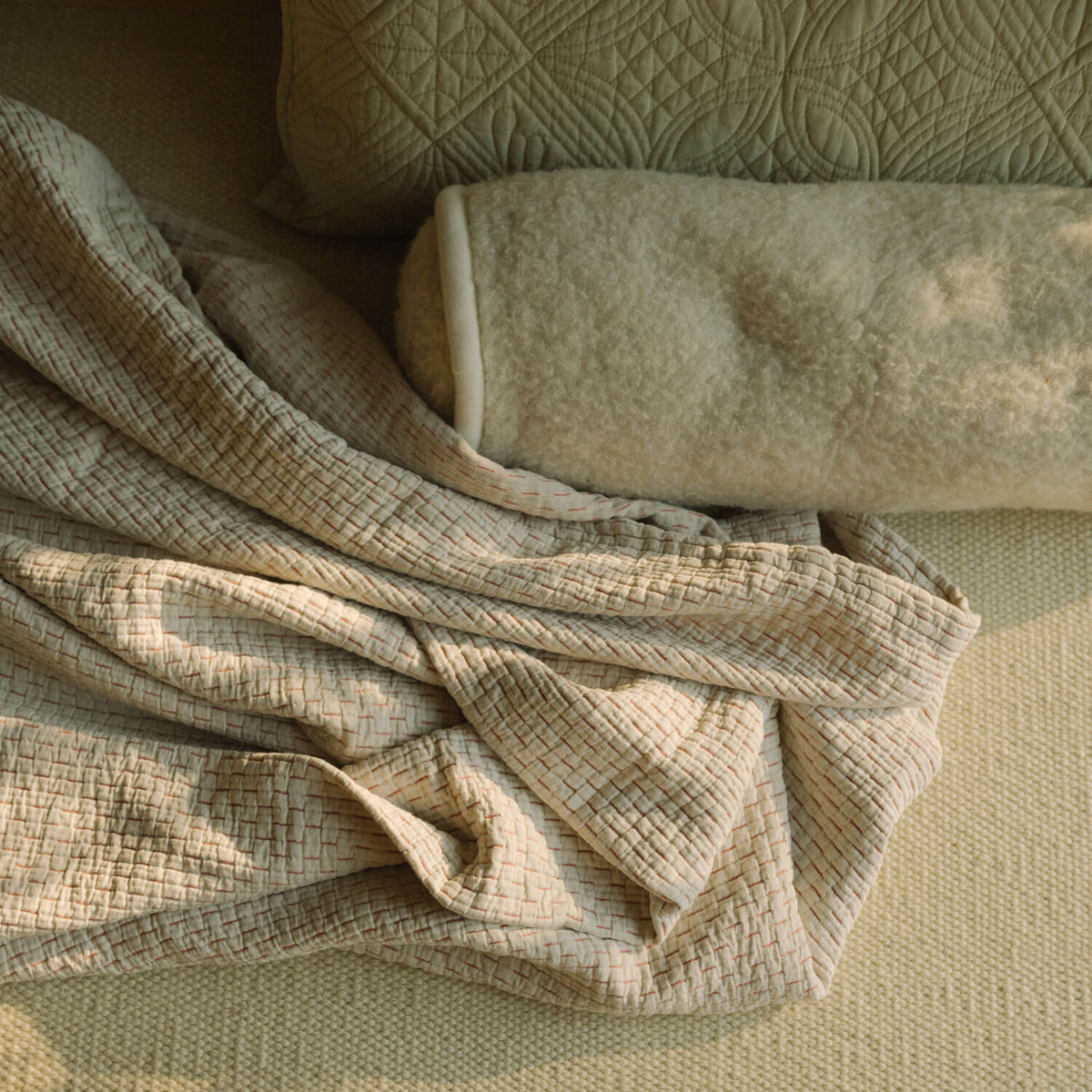 ROOM IN A BOX bedspread overhead view