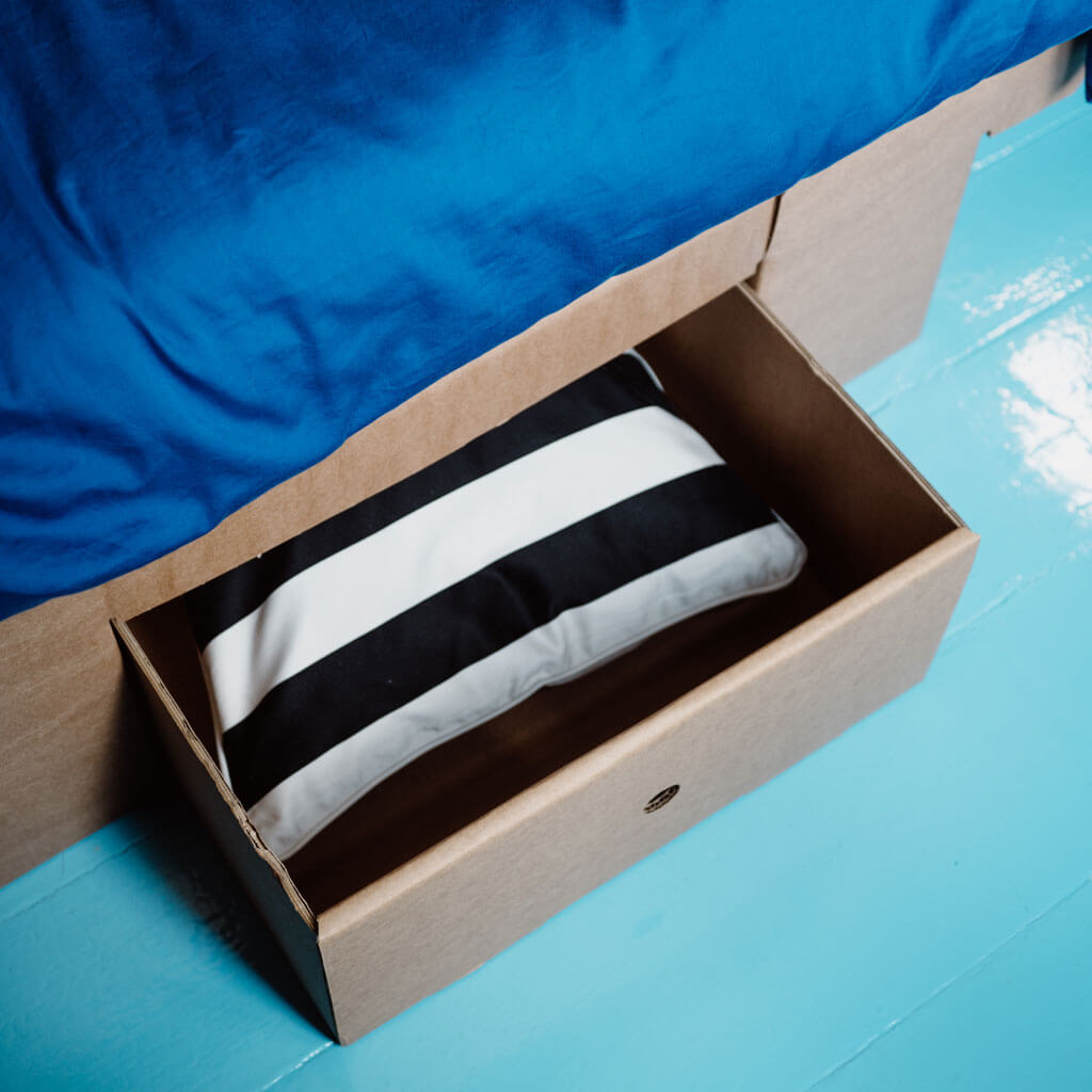 ROOM IN A BOX storage bed with drawers in natural