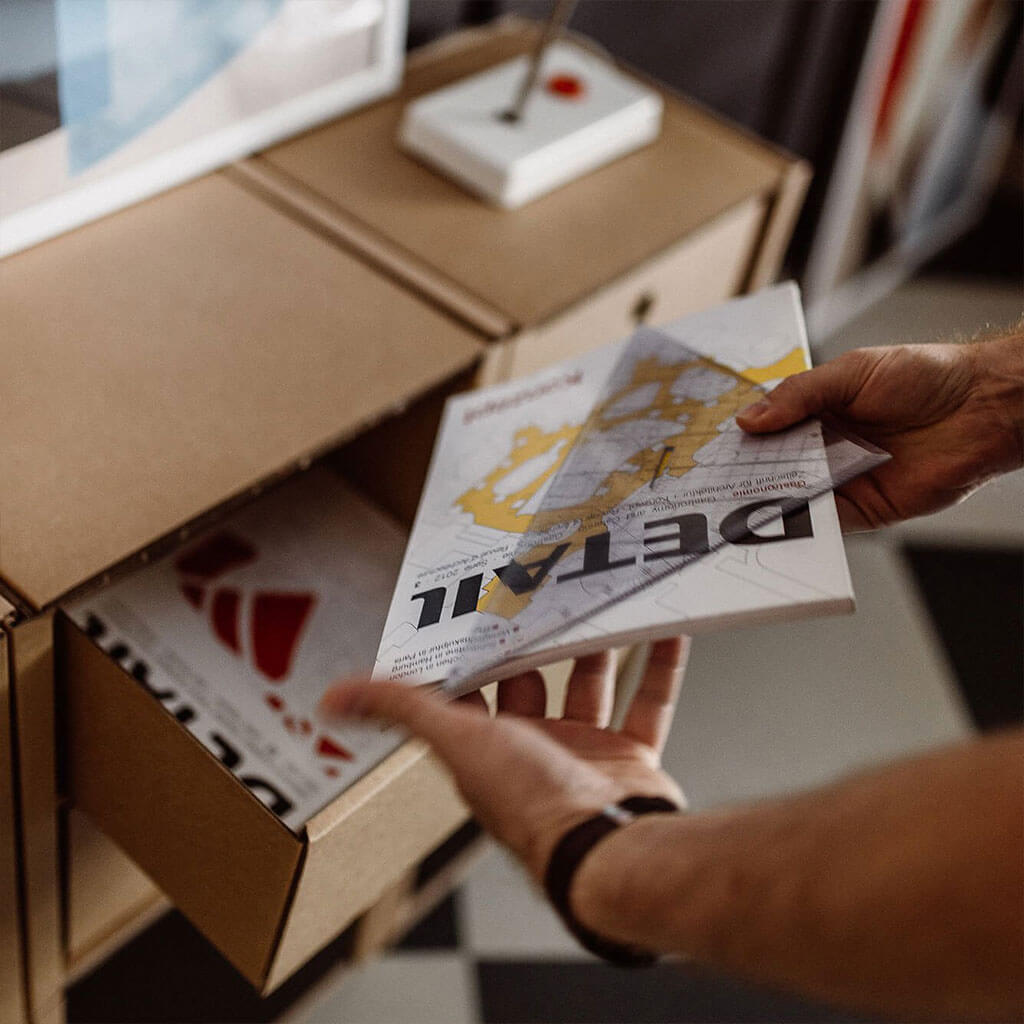 ROOM IN A BOX modular shelving system 