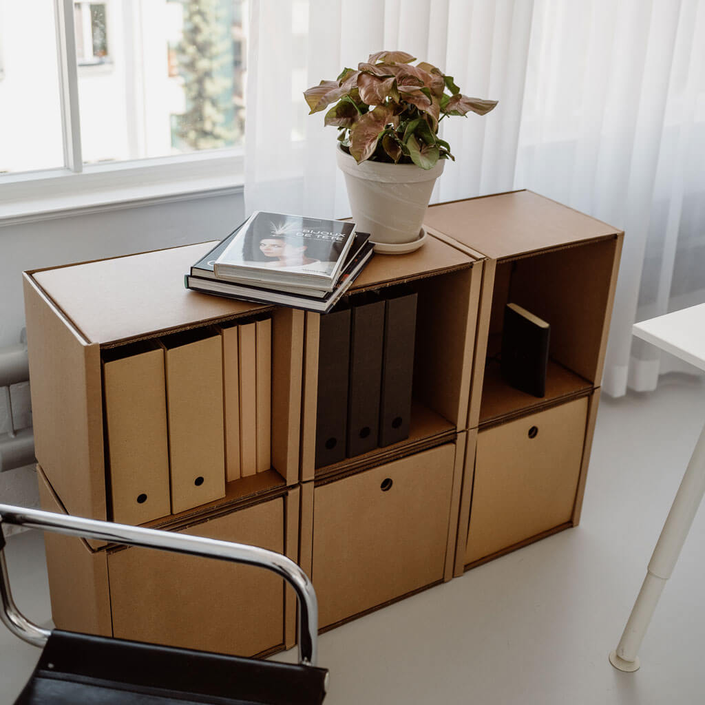 ROOM IN A BOX modular shelving system as office shelf