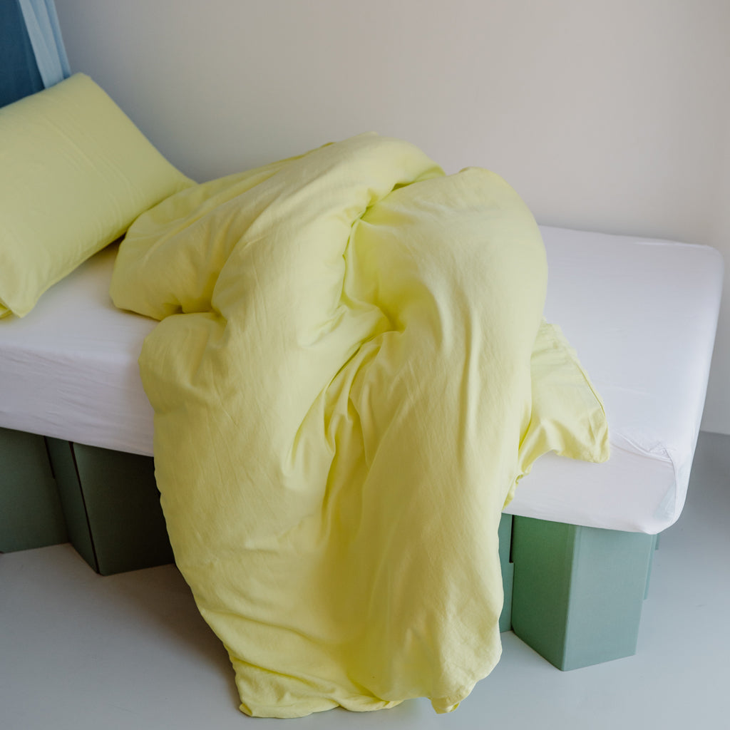ROOM IN A BOX organic cotton bed lemon yellow